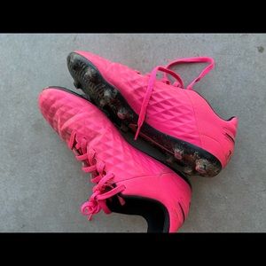 Nike girl football shoes size 6Y